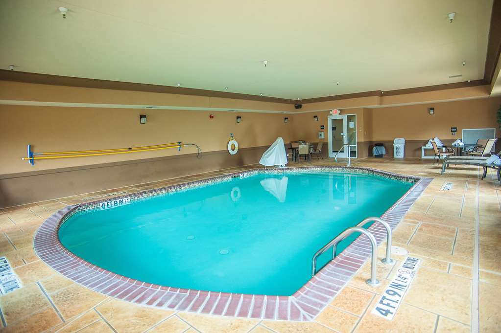 Hampton Inn & Suites Palestine Facilities photo